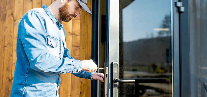 Frameless Glass Storefront Door Locks Replacement in East Orange, NJ