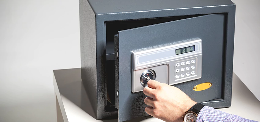 Jewelry Safe Unlocking Service in East Orange, New Jersey