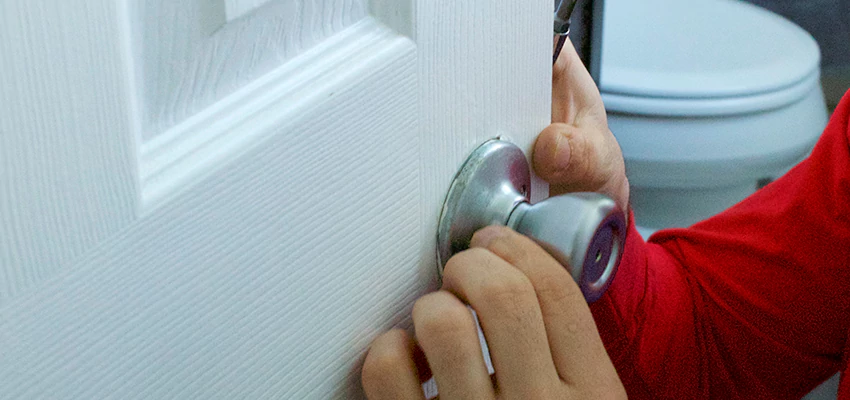 Vintage Door Knob Replacement in East Orange, NJ